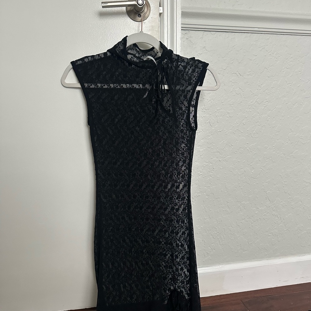 ARE YOU AM I Black Sheer Lace Mini Dress - Picture 6 of 6